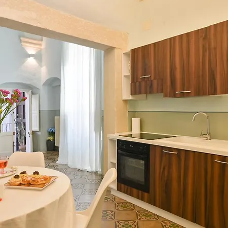 Dimora S.vito Apartment *