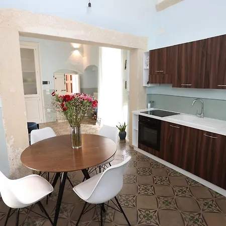 Dimora S.vito Apartment